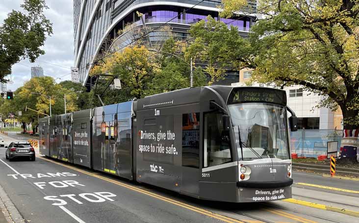 Yarra Trams Siemens Combino 5011 TAC